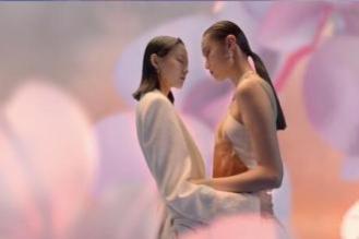 2025年美妆界的大片：从时光斗士到青春宠爱