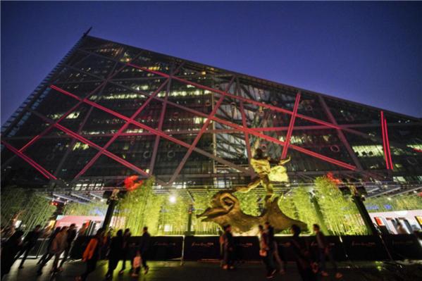 销售逆袭密钥，尽在掌握这套“五大力量策略”套件
