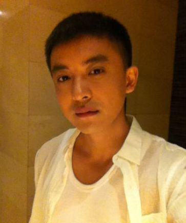 李佳航《心战》形象大变，为戏剪发展新颜