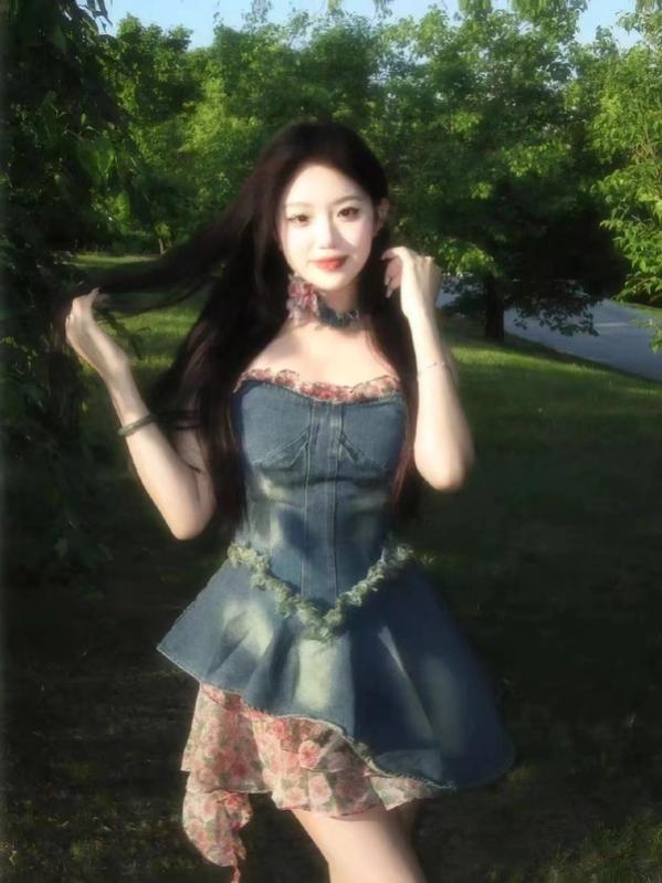 2025年打扮自己：女大学生里“美白小兵”的保养哲学